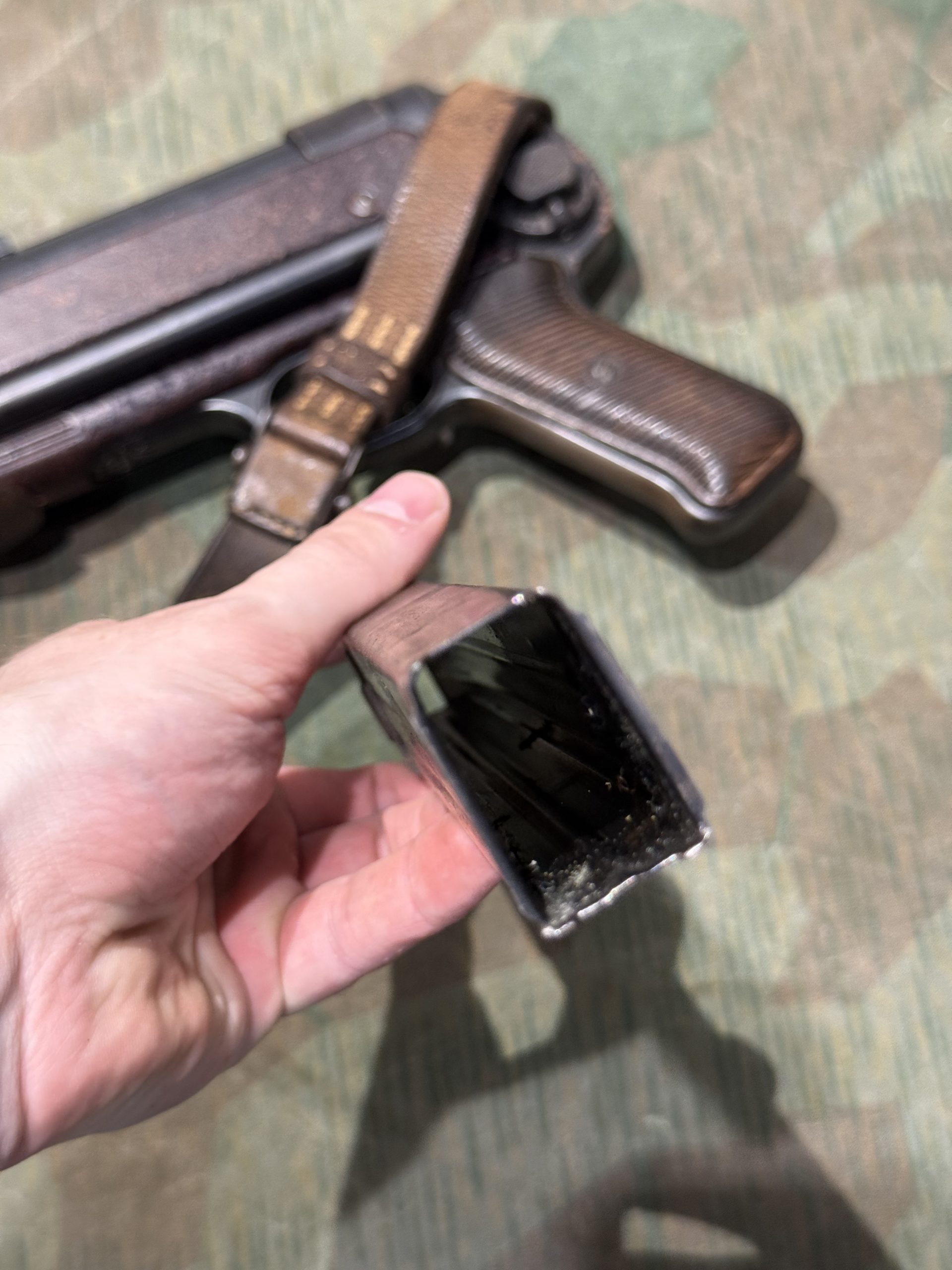 Original WW2 German Deactivated MP40 Display Gun BNZ 1943 Marked w/ Live Barrel, Sling & Magazine - Image 43