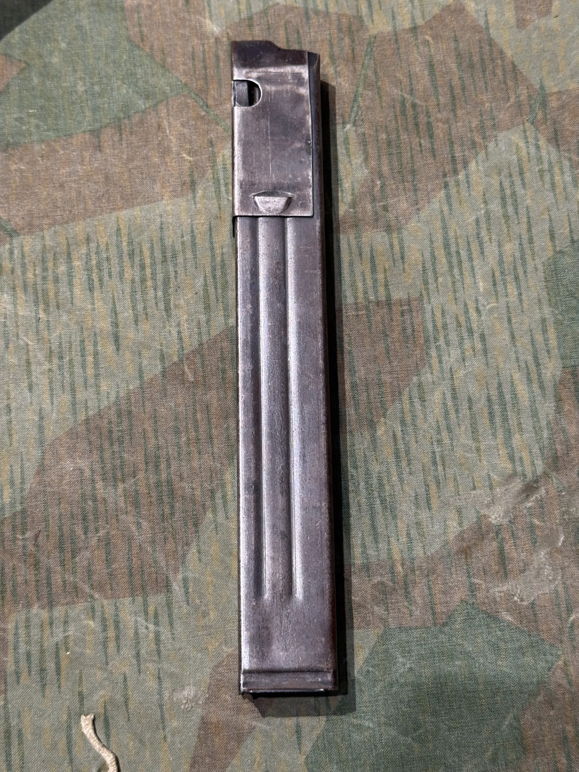 Original WW2 German Deactivated MP40 Display Gun BNZ 1943 Marked w/ Live Barrel, Sling & Magazine - Image 45
